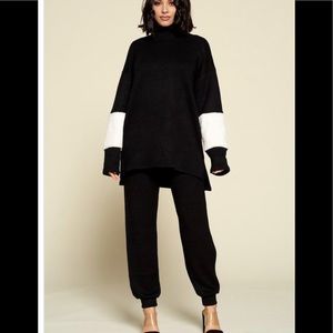 Black Sweat/ Split Leg Jogger Set